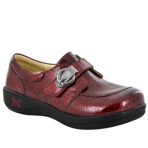 Alegria Khloe PRO Garnet Snake Patent Leather Comfort Nursing Clog Size 35 - Picture 1 of 15